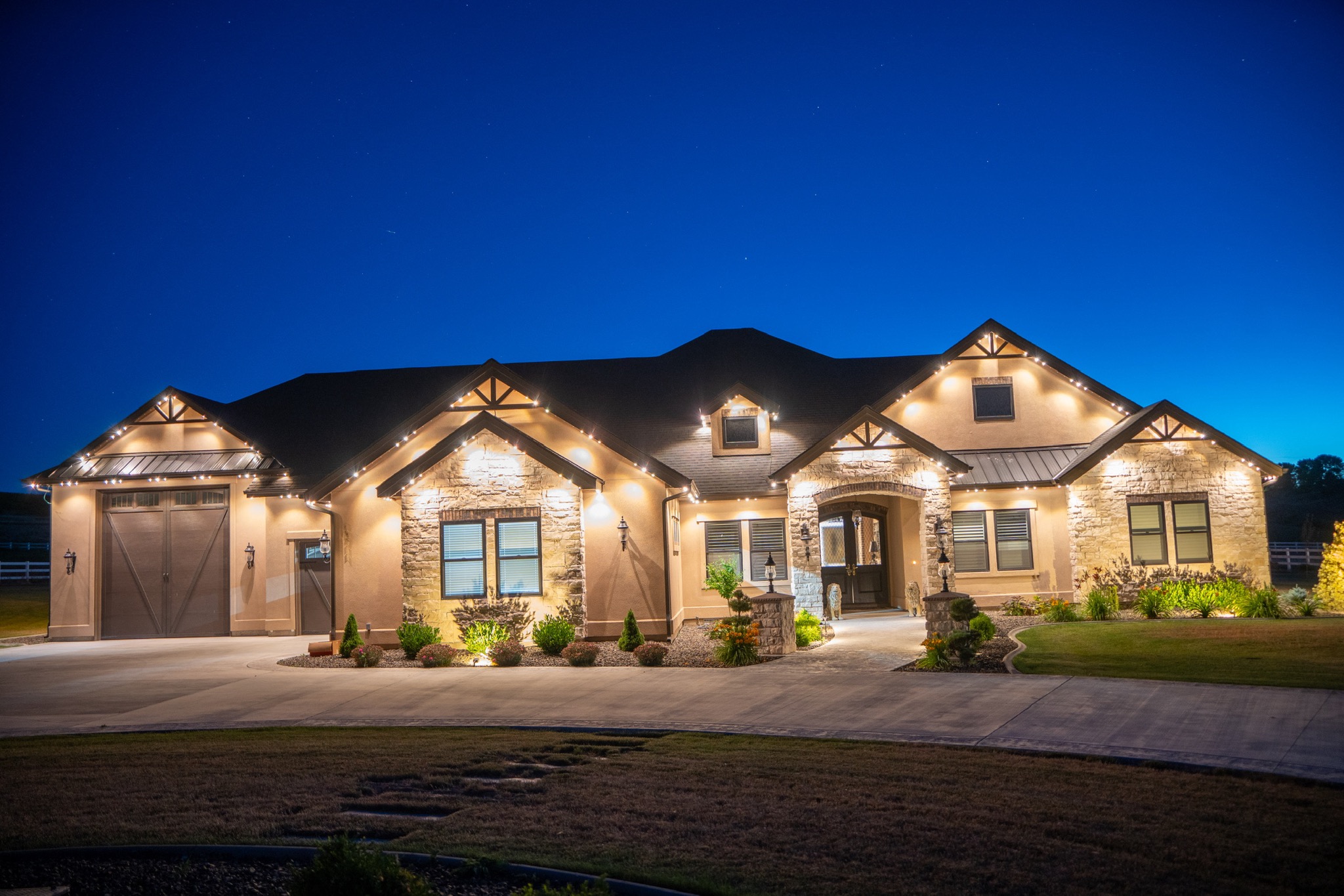 The homeowner’s guide to permanent outdoor lighting in Cibolo, TX